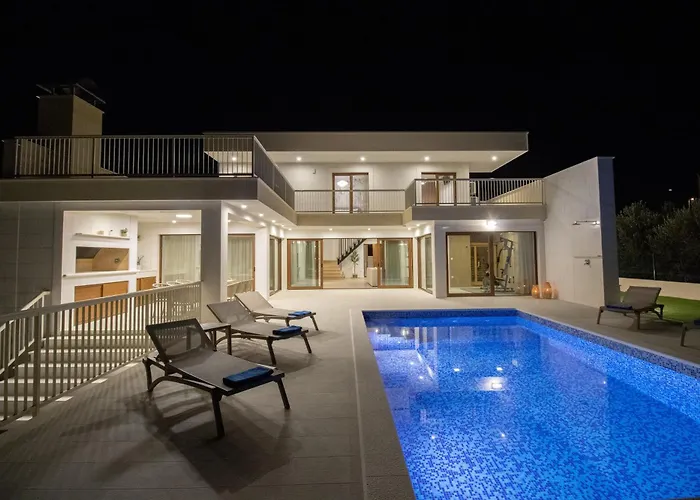 Villa Mood Private Pool Sauna Playground Near Split Trogir Kaštela